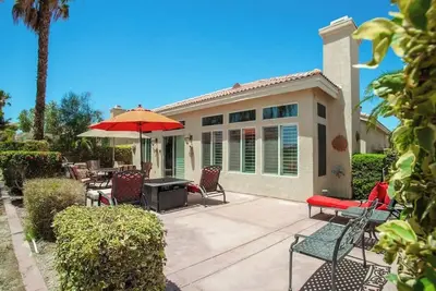 Image de Casa Coachella | 3br Stay w/ Pool & Club Access