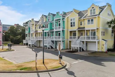 Image de 2br Sea Glass Castle at Cambridge Cove in Bermuda Bay