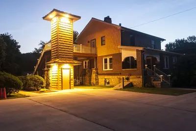 Image de Shoreline Estates - Entire Home