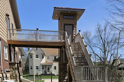 Image de Shoreline Estates - Upper Apt Room C