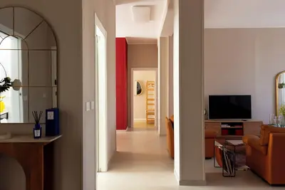 Image de Henry'S House elegant apartment where warmth and harmony await you.