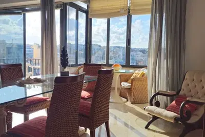 Image de Waterfront Panorama Massive Three Bedrooms Flat