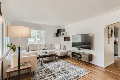 Image de New Listing! Walk to City Park | Lower-Level | Fenced Yard