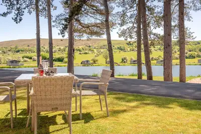 Image de Pendle View Gatehouse – Lakeside Stay in the Ribble Valley
