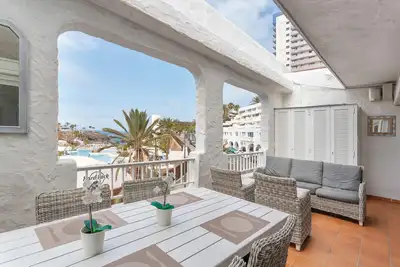 Image de Vacances 'Vista Nautica' avec vue sur la mer, balcon et Wi-Fi