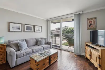 Image de New! Beach Condo w/Private Ocean View Balcony #237 by RedAwning