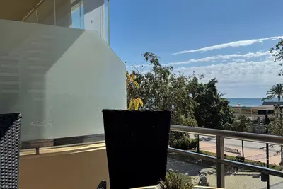 Image de Front line beach Fuengirola in front of the Marina