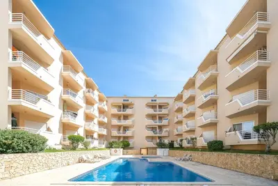 Appartement \"Rapp\" avec piscine partagée, Wi-Fi et climatisation
