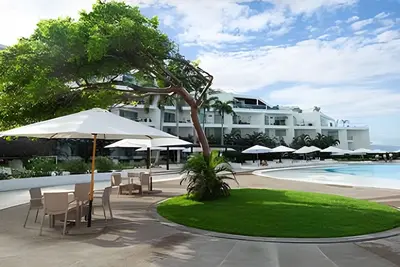 Image de Coastal condo w/ beach access & pool