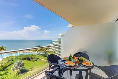 Image de Beachside condo w/ pool access