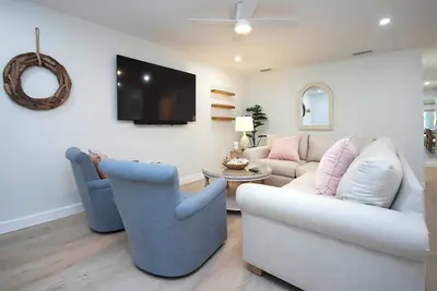 Image de Sanibel Arms West Newly Renovated Unit A2 First Floor Garden view