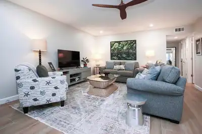Image de Sanibel Arms West G6 - Newly Renovated Partial Gulf View on Sanibel Island