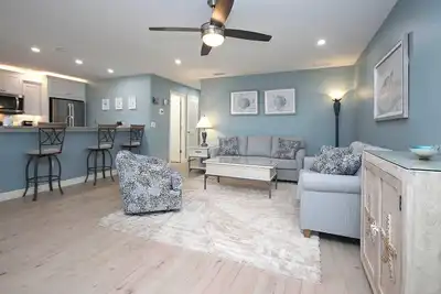 Image de Beautifully remodeled get away on Sanibel's East End