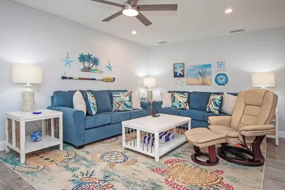 Image de Tropical Luxury & Poolside Perfection at Sanibel Arms West M2