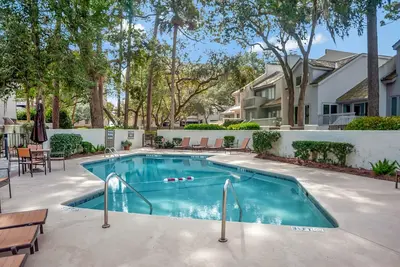 Image de 303 Turtle Lane at The Sea Pines Resort
