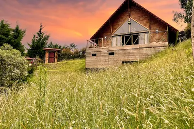 Image de Charming Cabin Getaway in Antioquia: WiFi, Balcony & Bbq