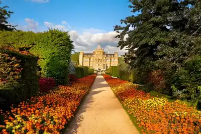 Image de Experience the epitome of English elegance at English Countryside Estate.
