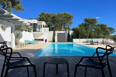 Image de Villa Contemporaine à Peypin, Proche d'Aix-en-Provence et Cassis