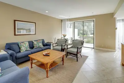 Image de 1252 Harbour Town Club at The Sea Pines Resort
