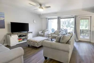 Image de 1405 South Beach Villas at The Sea Pines Resort