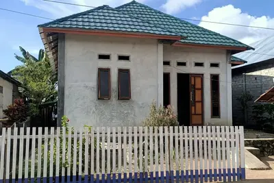 Image de Charming house in Central Sulawesi with Ac
