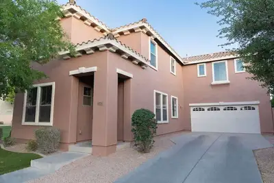 Image de Charming Gilbert Home in Peaceful, Prime Location.