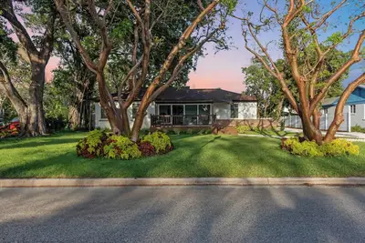 Image de 7mi to Anna Maria 5br Newly Renovated Private Home