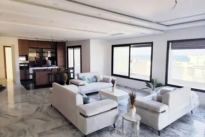 Image de Salakta - Mahdia- Tunisie - Grand Appartement haut de gamme vue sur mer à 60m