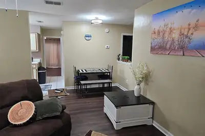 Image de Relaxing Retreat House on Chateau Lane 2 Bed/2 Bath near Fsu and Fl Capital
