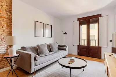 Image de Blueground | El Raval, balcony, nr La Rambla