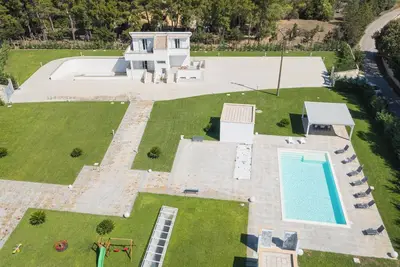 Image de Cristal Retreat Pool & Padel, Galatina, Italy