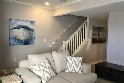 Happening Jefferson Park Retreat