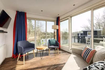 Image de Maison Flottante 4 Personnes