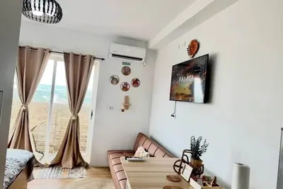 Image de Studio with Balcony, Free Netflix Streaming with washer/dryer inside the unit