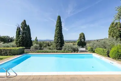 Image de Vacation home for 8 guests with 250m² in Cortona (273277)