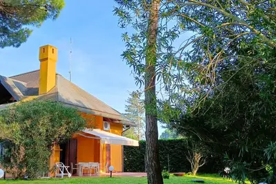 Image de Villa with 3 bedrooms, 8 beds & 2 bathrooms - ideal for families & groups