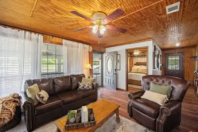 Image de Executive Western Farm Cottage Retreat Starlink Wifi Free Horse Trailer Parking