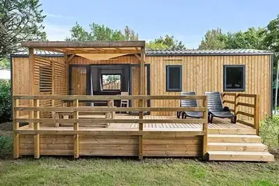 Image de Mobil-home | Premium | 3 Ch. | 6 pers. | Terrasse surélevée | A/C