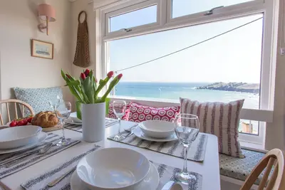 Image de Cosy Coverack Accommodation with Panoramic Sea Views