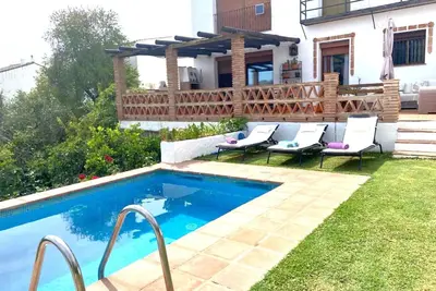 Image de El Almendro House