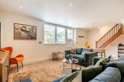 Image de The Coachmen - Deux Chambres Maison, Couchages 4