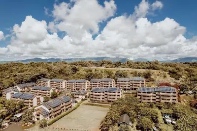 Image de 2 Units – Steps from the Beach with Pool, Bbq Area & Relaxing Island Views