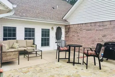 Image de Redbud Cottage