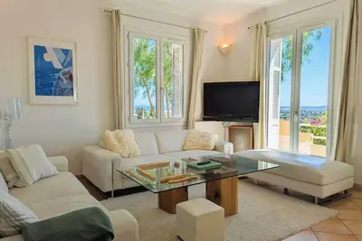 Image de Villa sur les hauteurs avec vue exceptionnelle