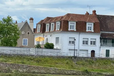 Image de Maison de charme au bord du Cher, proche de Beauval et des Châteaux de la Loire