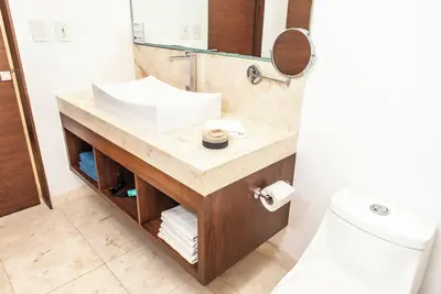 Lovely 2-Bd apartment with WiFi, Ac welcoming Akumal, Bahia Principe Residences