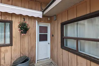 Image de Modern Tiny Wood Cottage #0 Camping style Cottages 5 minutes to the beach!