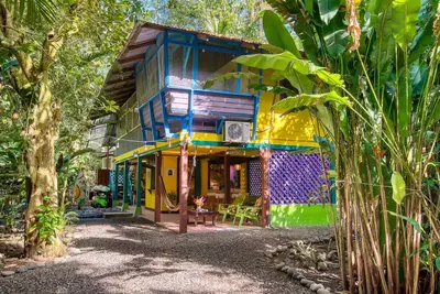 Image de Beachfront Home in Punta Uva - A/C & Starlink