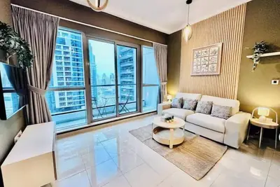 Image de Stylish place with Breathtaking Marina Views