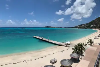 Image de Beachfront Condo w/ Ocean Views